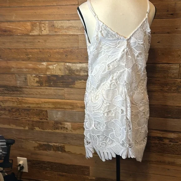 EXPRESS gorgeous, layered lace knit dress excellent condition - Picture 6 of 7